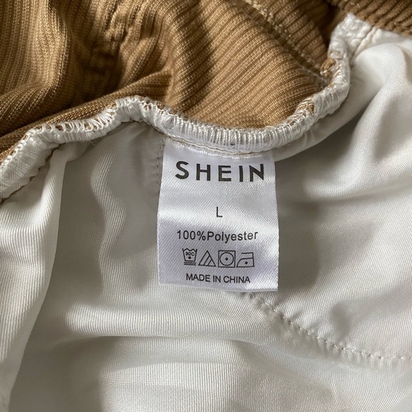 SHEIN ribbed corduroy khaki pants. Size large - Picture 6 of 6